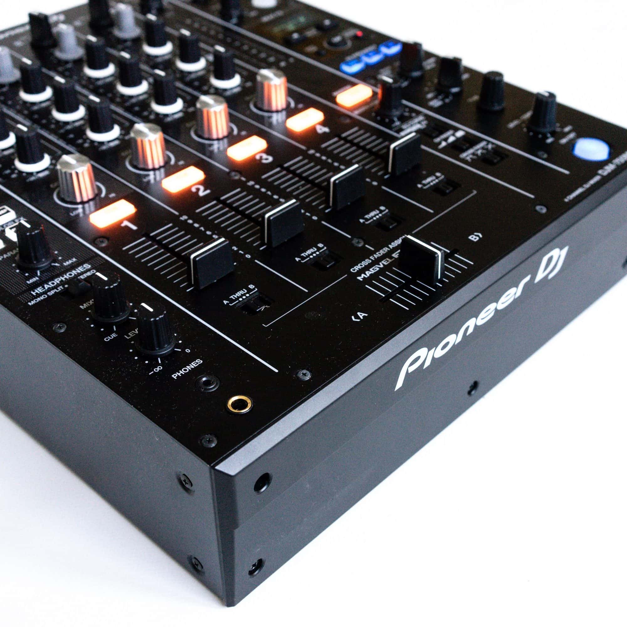 Pioneer DJ DJM 750 MK2 CSM Cologne Street Market
