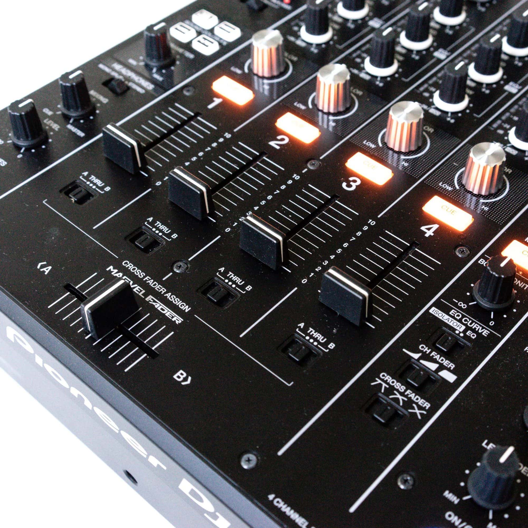 Pioneer DJ DJM 750 MK2 CSM Cologne Street Market