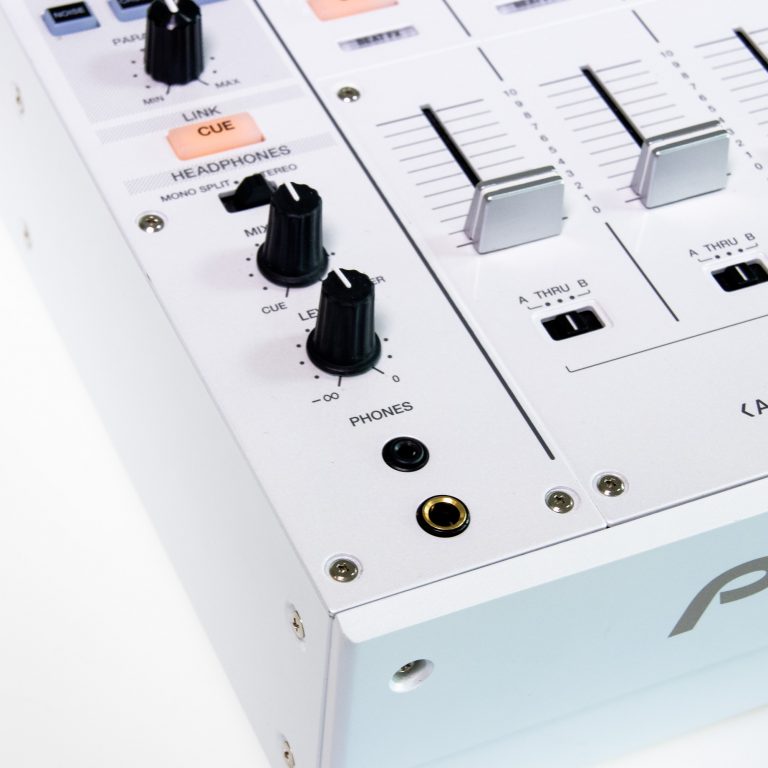 gebraucht kaufen Pioneer-DJ-DJM-900-NXS2-LTD-White-12-Detail