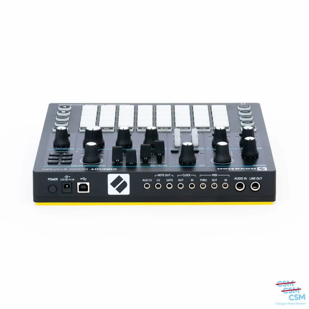 Novation-Circuit-Mono-Station-gebraucht-11