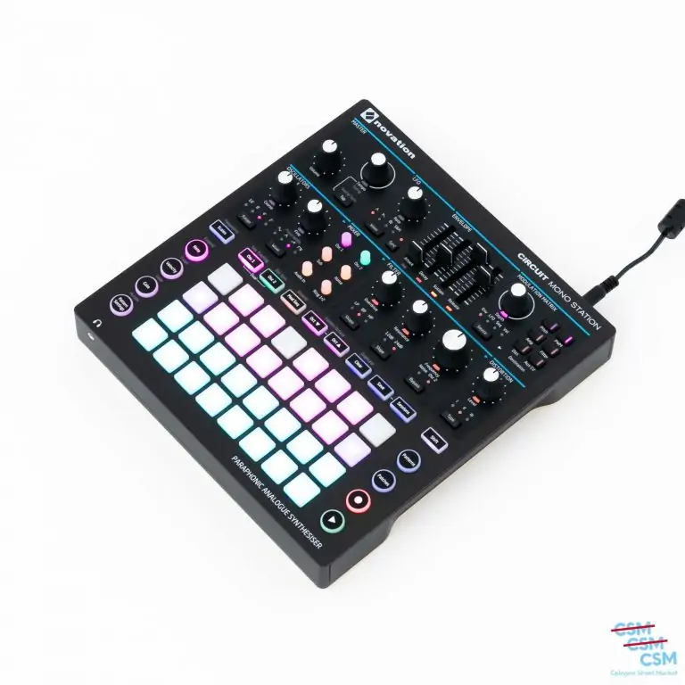 Novation-Circuit-Mono-Station-gebraucht-3