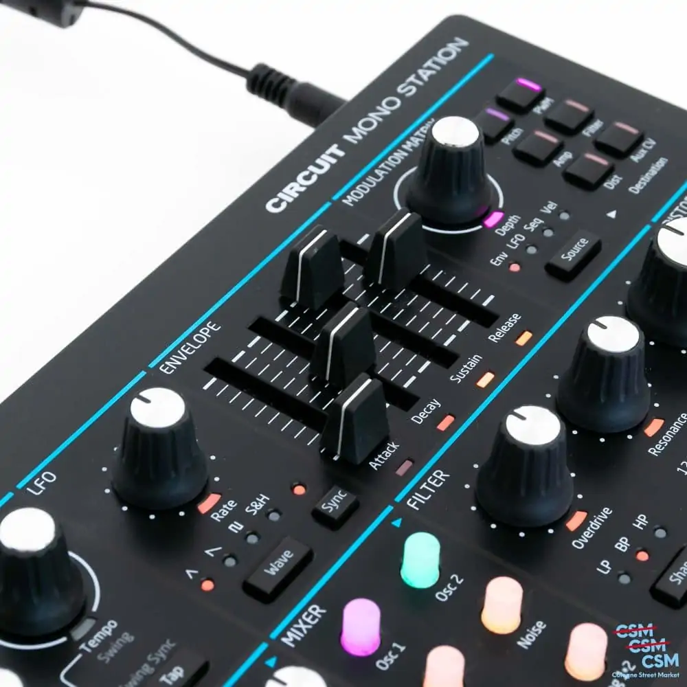 Novation-Circuit-Mono-Station-gebraucht-6