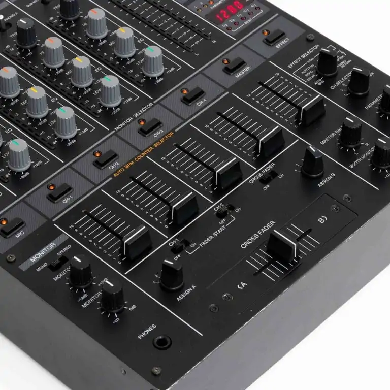 Pioneer DJ DJM 500 | CSM - Cologne Street Market