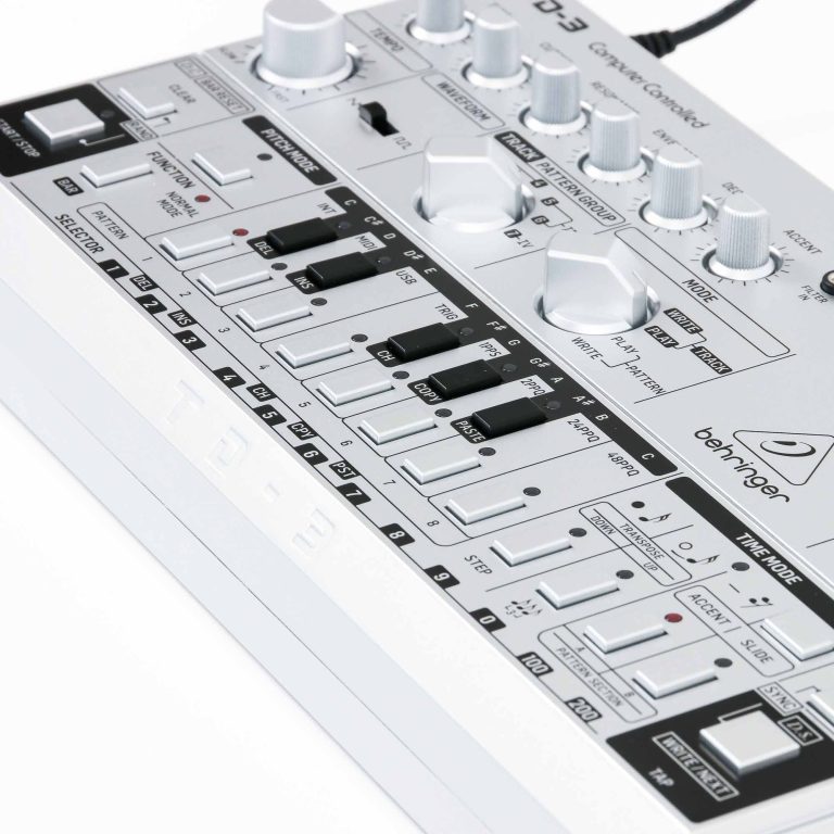 Behringer-TD-3-gebraucht-9 Behringer-TD-3-gebraucht-9