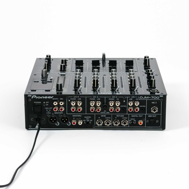 Pioneer-DJ-DJM-700-Outlet-gebraucht-10