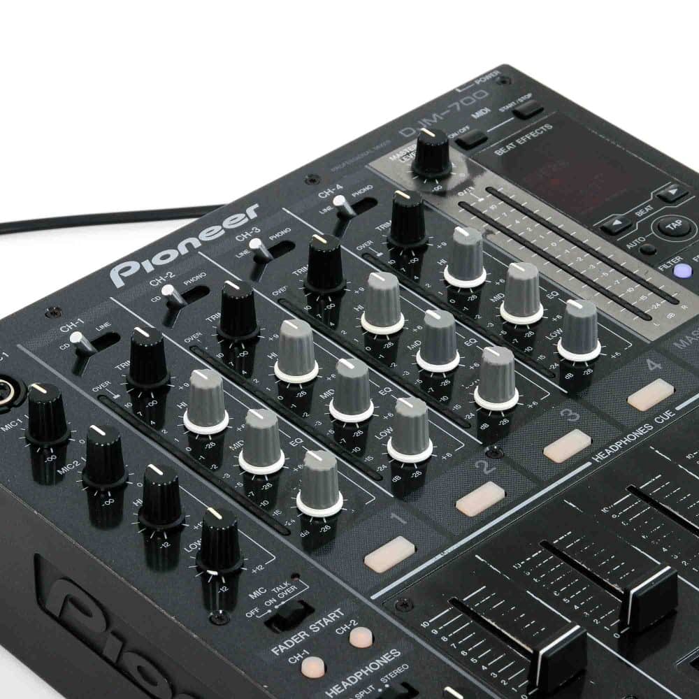 Pioneer-DJ-DJM-700-Outlet-gebraucht-7