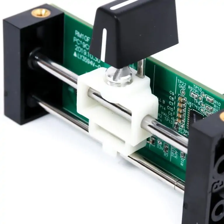 Rane-Mag-Four-Fader-gebraucht-7 Rane-Mag-Four-Fader-gebraucht-7