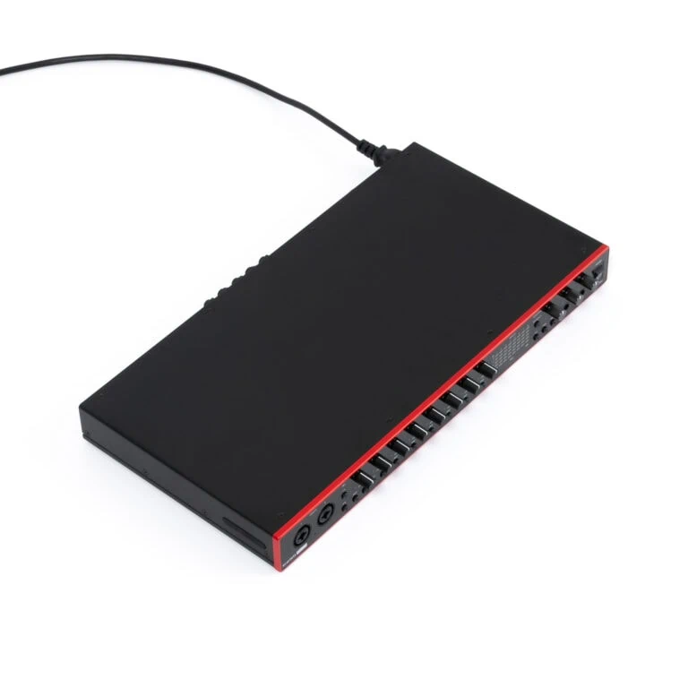 Focusrite-Scarlett-18i20-gebraucht-2 Focusrite-Scarlett-18i20-gebraucht-2