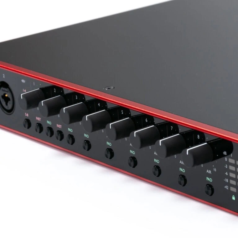 Focusrite-Scarlett-18i20-gebraucht-7 Focusrite-Scarlett-18i20-gebraucht-7