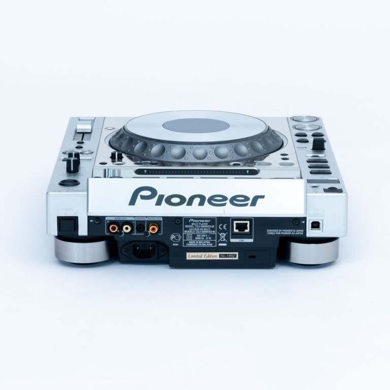 Pioneer-DJ-CDJ-2000-NXS-M-Limited-Platinum-Edition-gebraucht-12