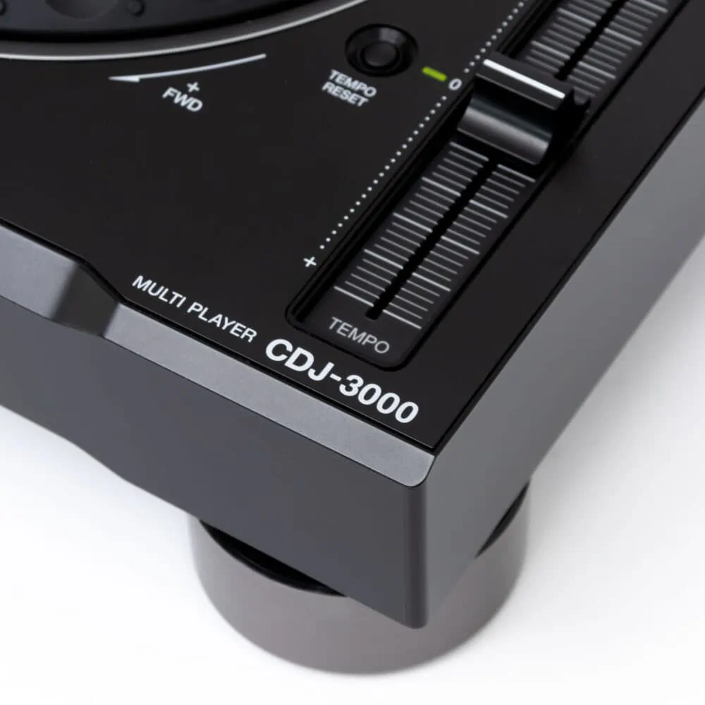 Pioneer-DJ-CDJ-3000-gebraucht-1