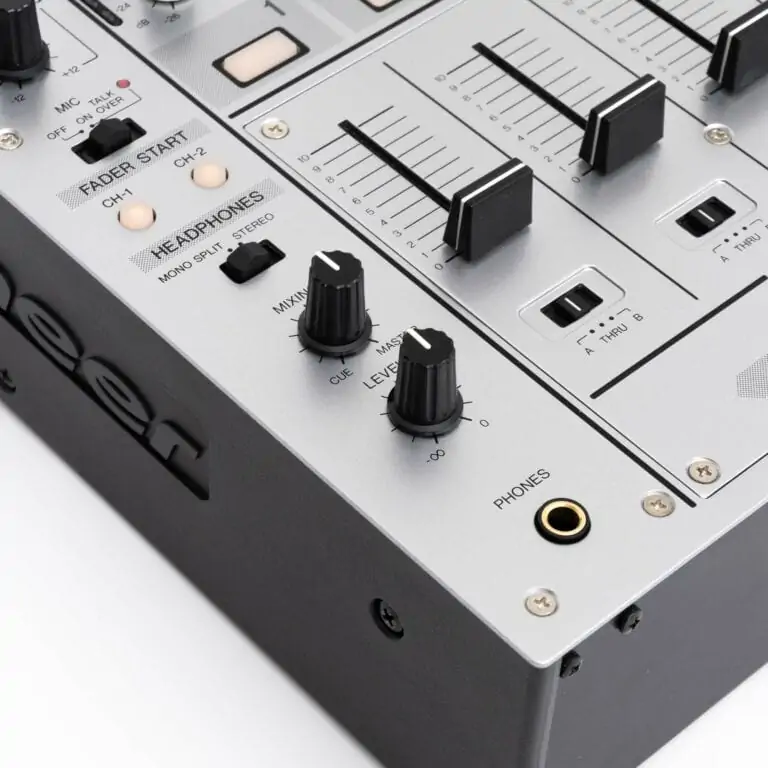 Pioneer-DJ-DJM-700-S-gebraucht-9