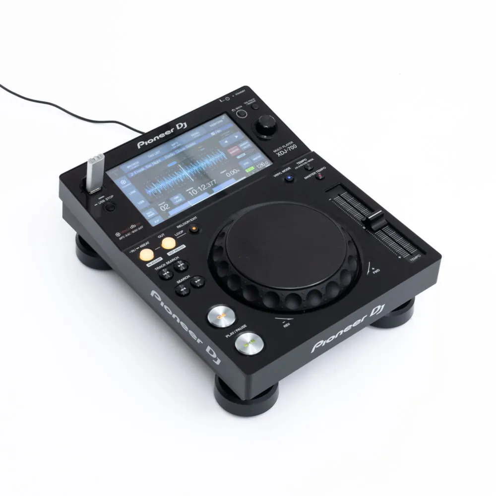 Pioneer-DJ-XDJ-700-gebraucht-2