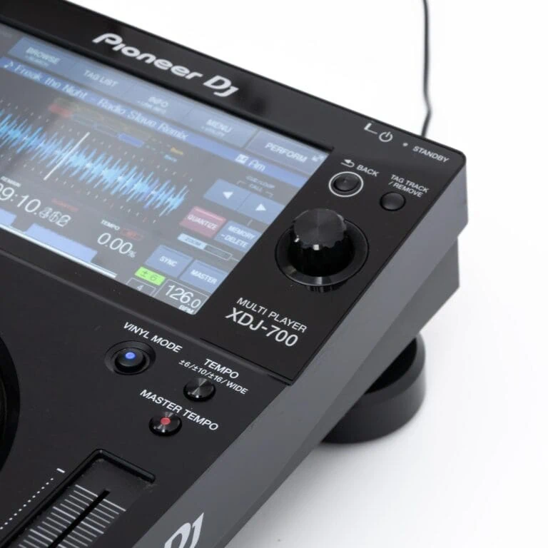 Pioneer-DJ-XDJ-700-gebraucht-4