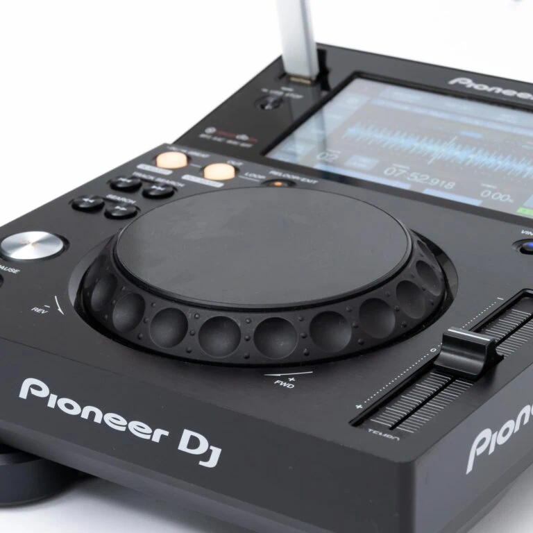 Pioneer-DJ-XDJ-700-gebraucht-8
