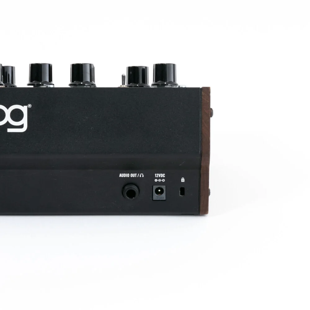 Moog-Mother-32-gebraucht-11 Moog-Mother-32-gebraucht-11