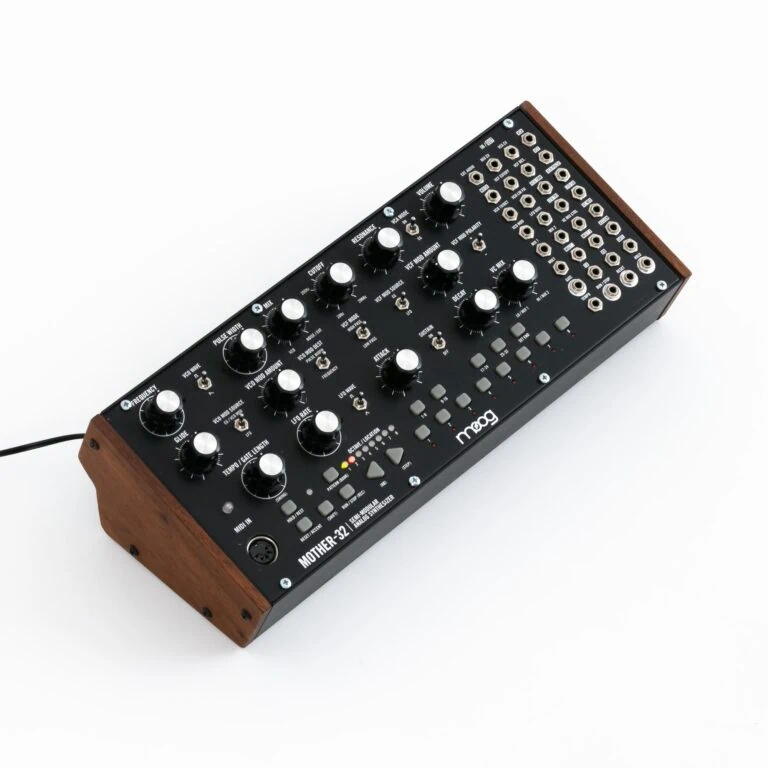 Moog-Mother-32-gebraucht-2 Moog-Mother-32-gebraucht-2