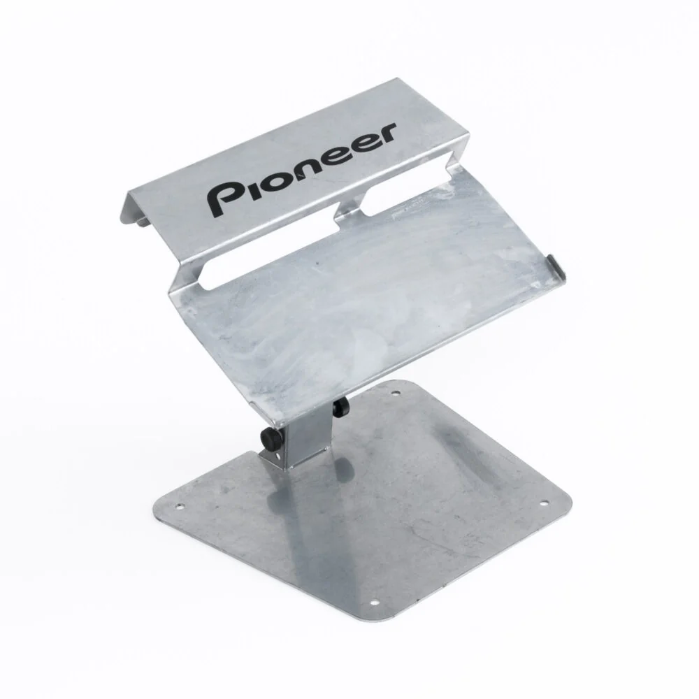 Pioneer-RMX-1000-Limited-Platinum-Edition-Stand-Outlet-gebraucht-2