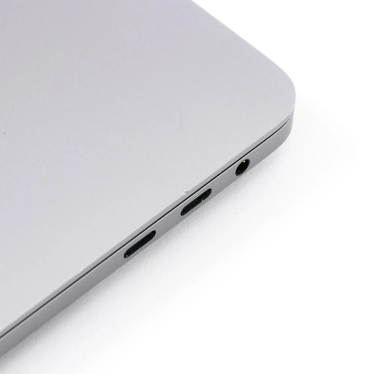 Apple-MacBook-Pro-16-gebraucht-12