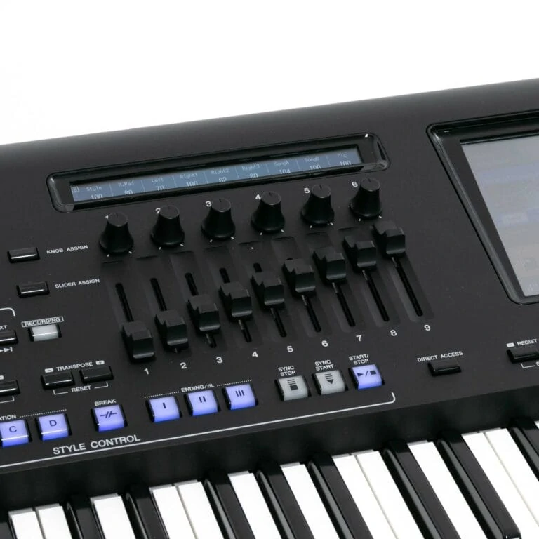 Yamaha-Genos-gebraucht-7