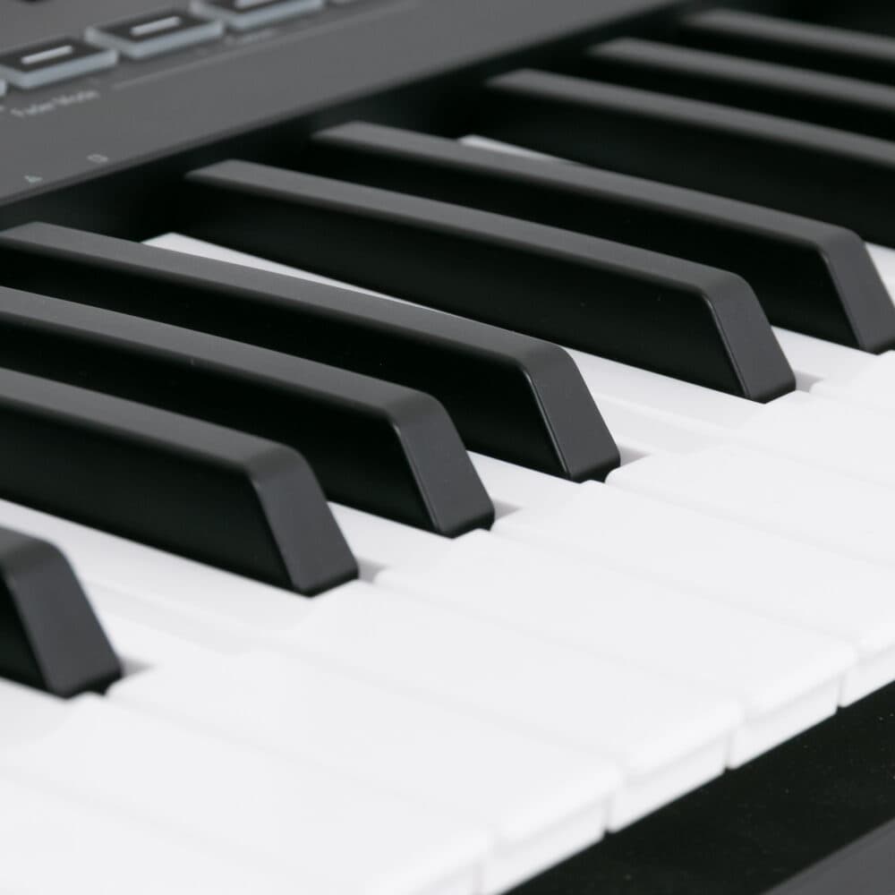 Novation-Launchkey-61-MK3-gebraucht-11 Novation-Launchkey-61-MK3-gebraucht-11