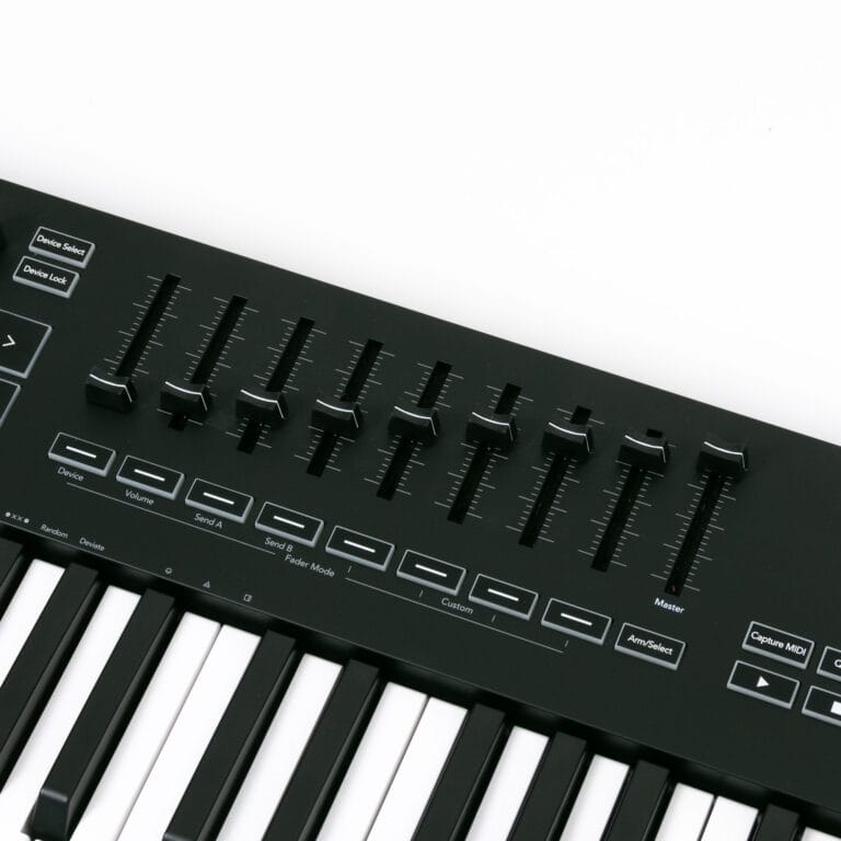 Novation-Launchkey-61-MK3-gebraucht-7 Novation-Launchkey-61-MK3-gebraucht-7