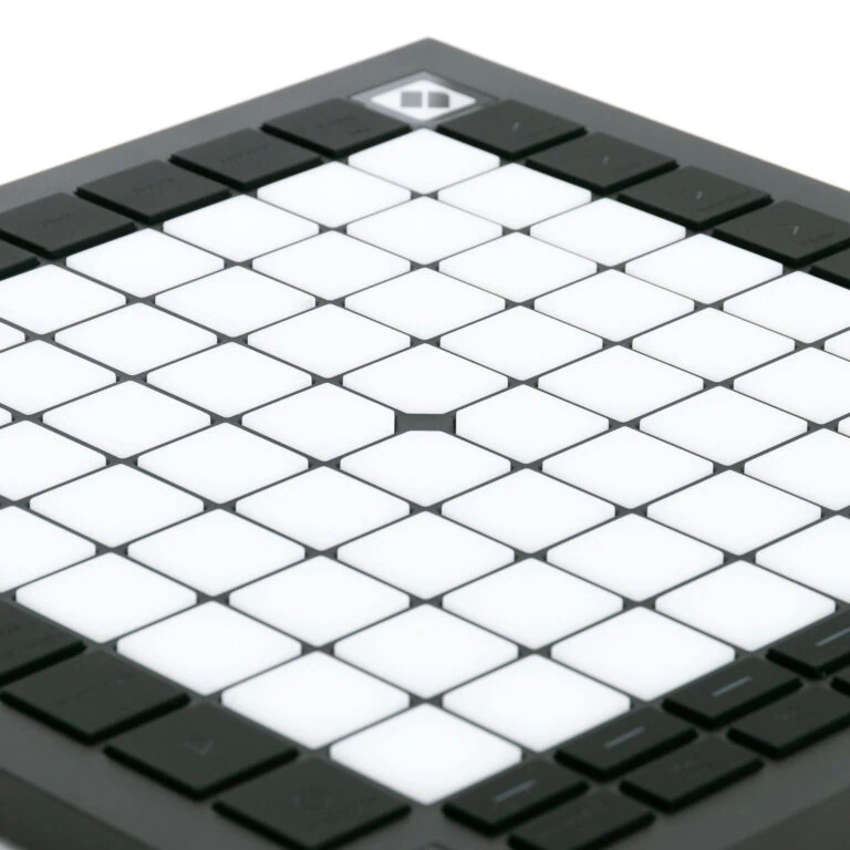 Novation-Launchpad-Pro-MK3-gebraucht-8