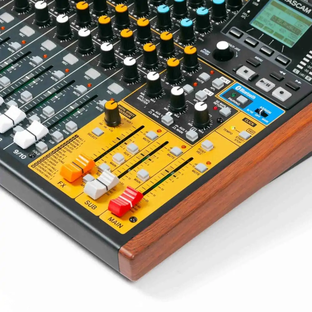 Tascam-Model-12-gebraucht-4 Tascam-Model-12-gebraucht-4