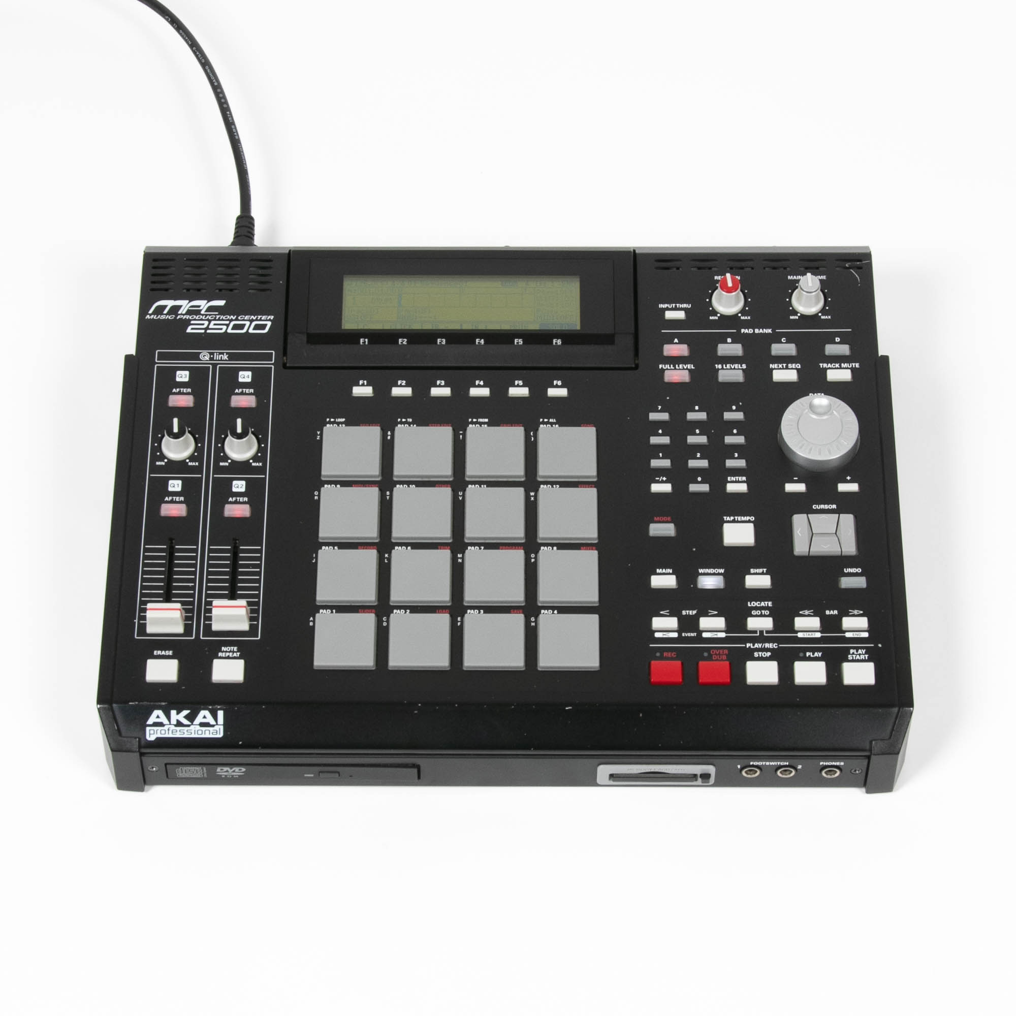 Akai MPC 2500 1 Akai MPC 2500