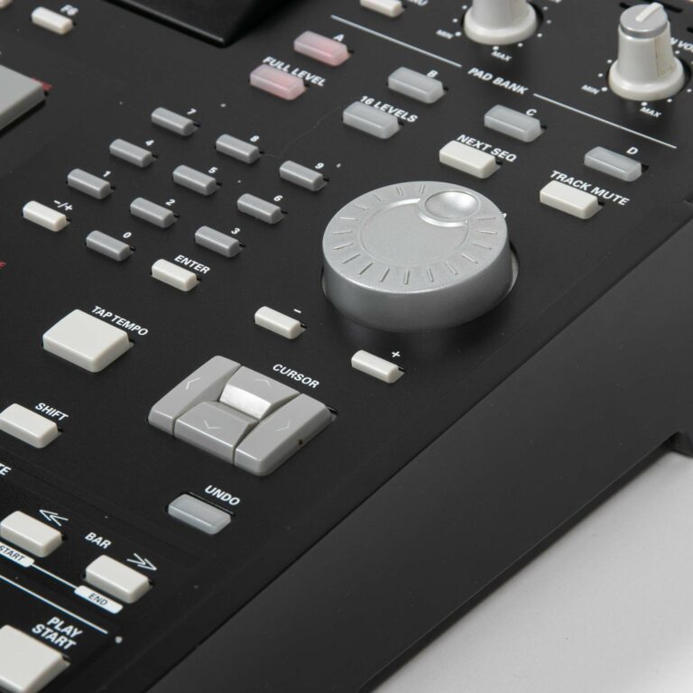 Akai-MPC-2500-5 Akai-MPC-2500-5
