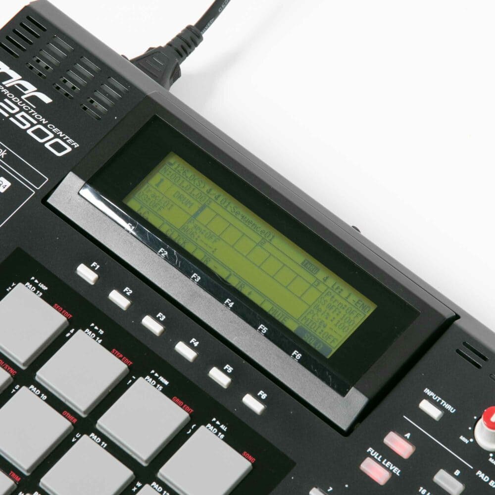 Akai-MPC-2500-9 Akai-MPC-2500-9