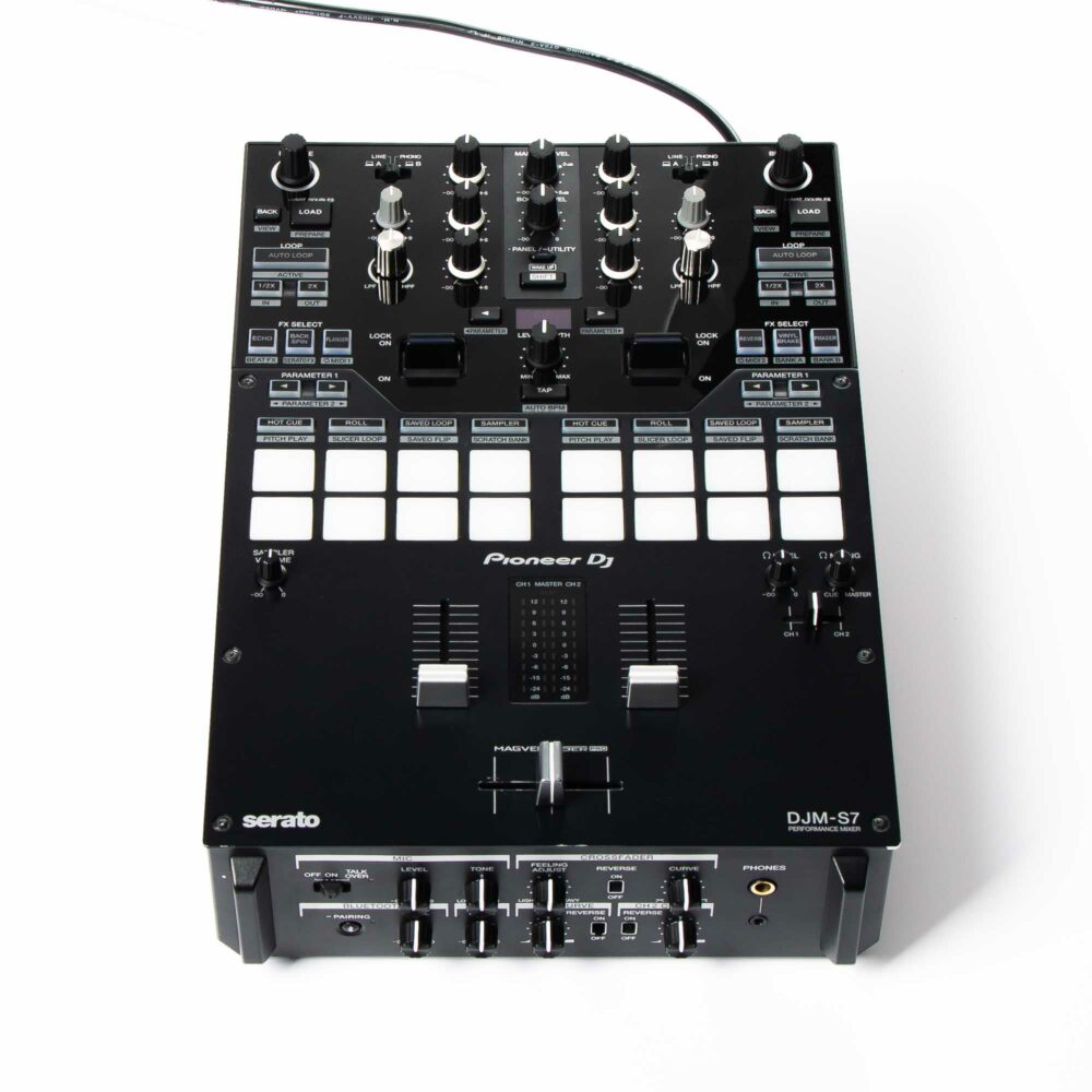 Pioneer DJ DJM S7