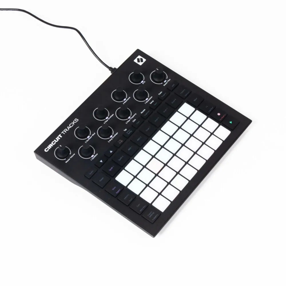 Novation-Circuit-Tracks-gebraucht-2