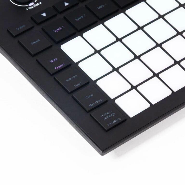 Novation-Circuit-Tracks-gebraucht-4