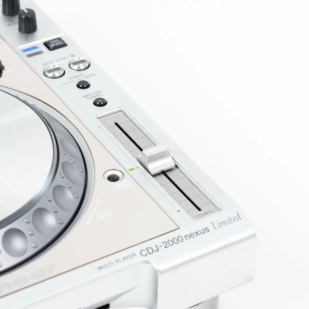 Pioneer-DJ-CDJ-2000-NXS-Limited-Platinum-gebraucht-5