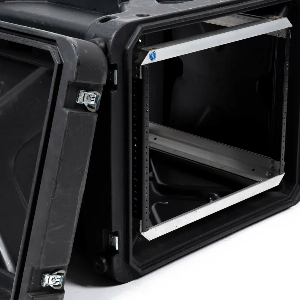 SKB-Shock-Mount-Rack-8-HE-gebraucht-5 SKB-Shock-Mount-Rack-8-HE-gebraucht-5